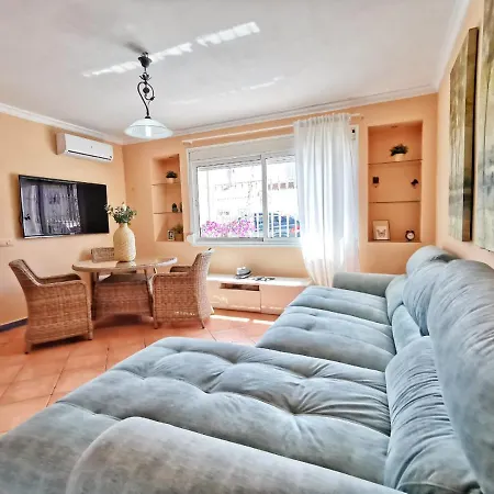 Appartement Cozy Loft In La Carihuela 10 Min Walk To Beach Torremolinos