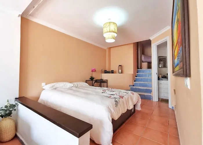 Cozy Loft In La Carihuela 10 Min Walk To Beach Apartamento Torremolinos